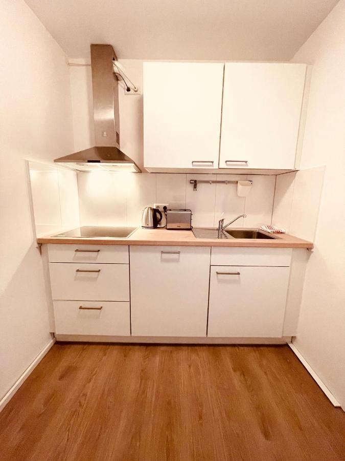 Frisch Renoviertes Und Charmantes Apartment Stuttgart Buitenkant foto