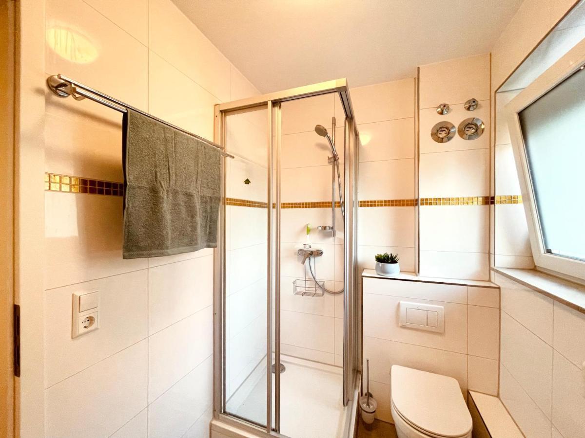 Frisch Renoviertes Und Charmantes Apartment Stuttgart Buitenkant foto