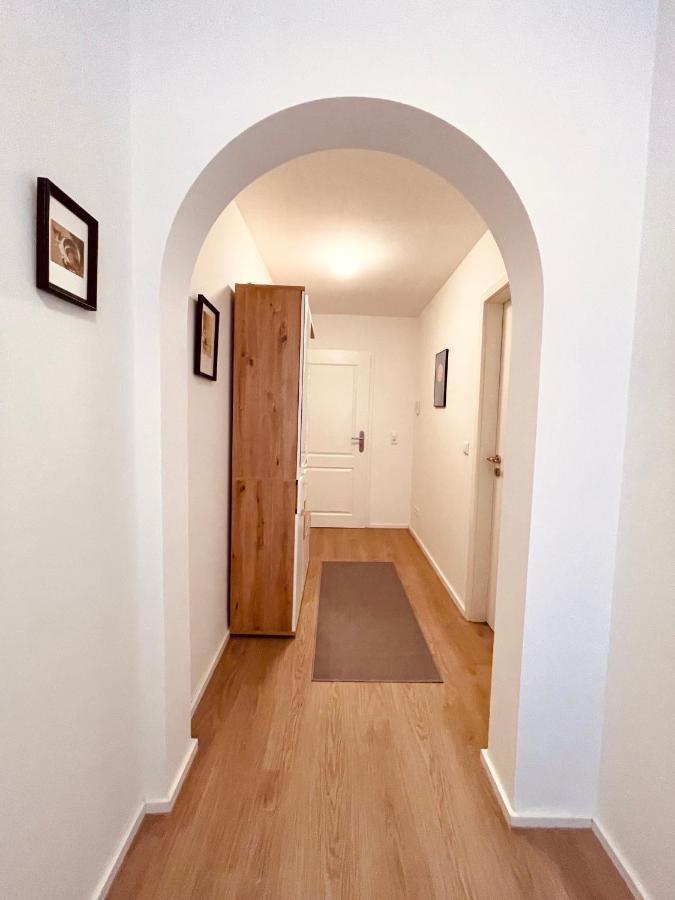 Frisch Renoviertes Und Charmantes Apartment Stuttgart Buitenkant foto
